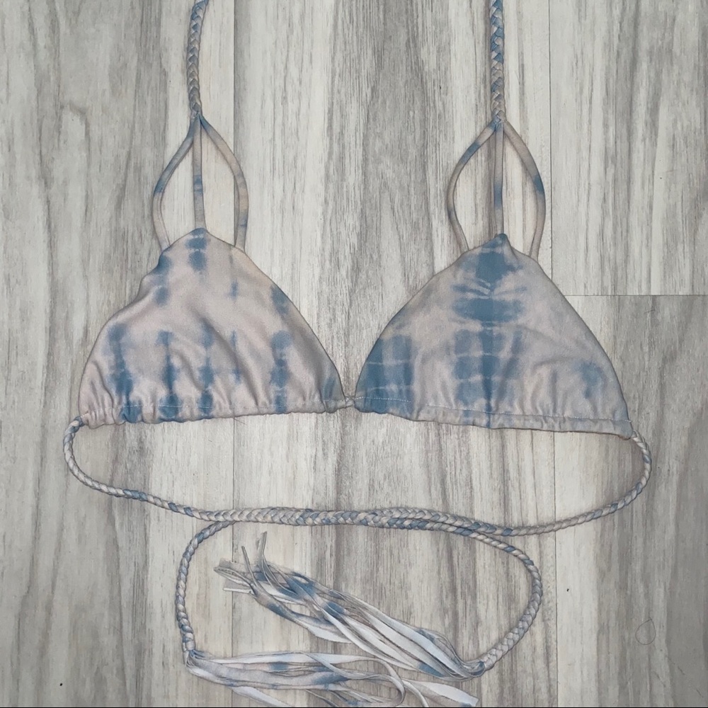 Acacia shibori locals top